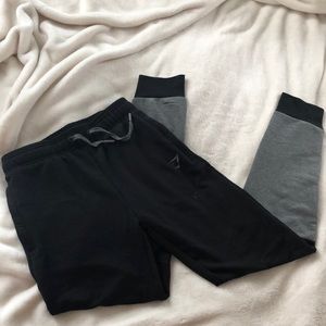 GYMSHARK JOGGERS